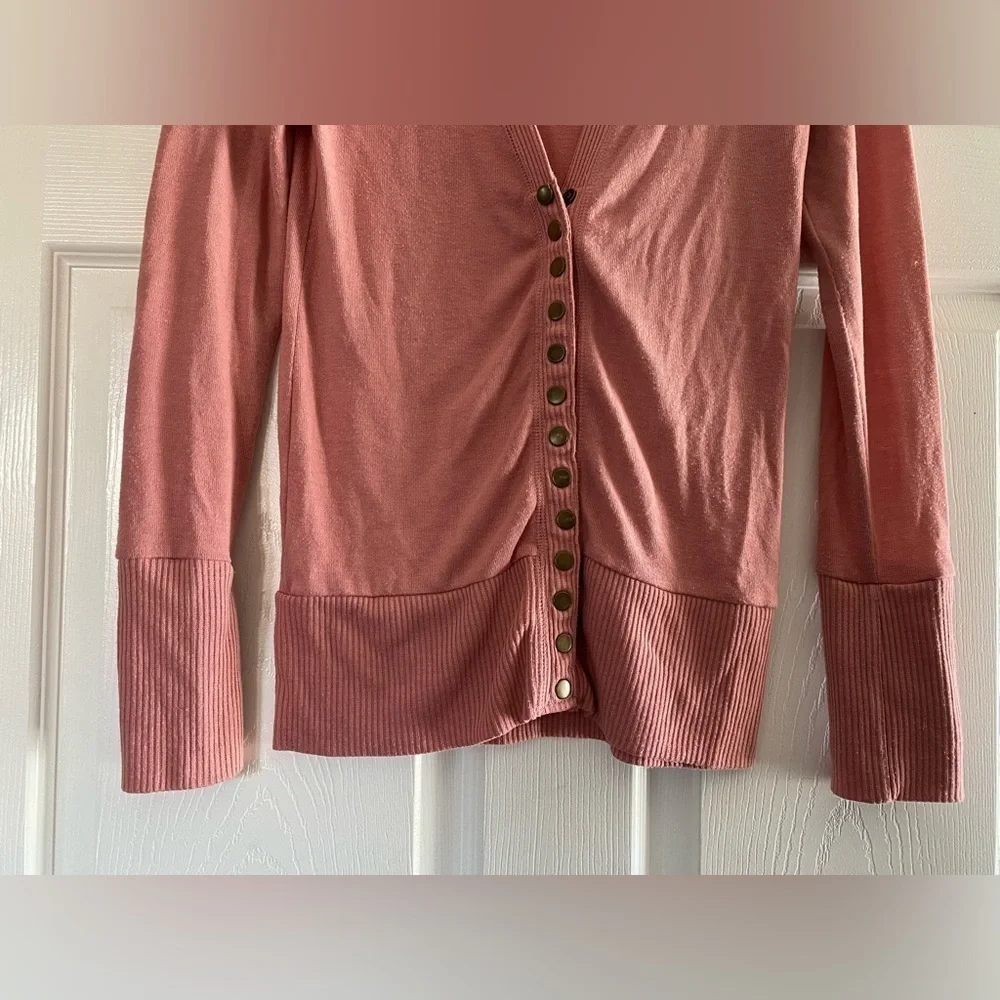 Zenana Outfitters Cardigan Sweater Women’s S Pink Button Up Knit top Long Sleeve